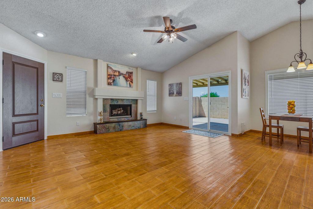 8058 W LAUREL Lane, Peoria, AZ 85345 — photo 3