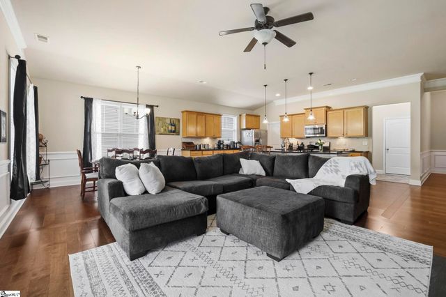 257 Evansdale Way, Simpsonville, SC 29680