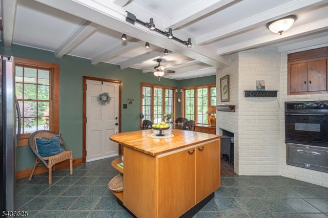 449 Stamets Rd, Holland Twp., NJ 08848