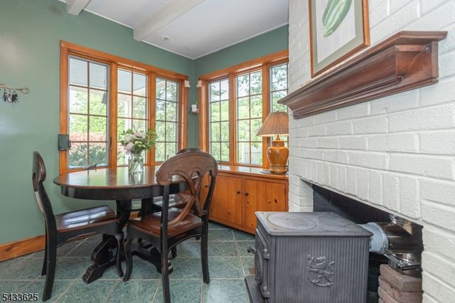 449 Stamets Rd, Holland Twp., NJ 08848