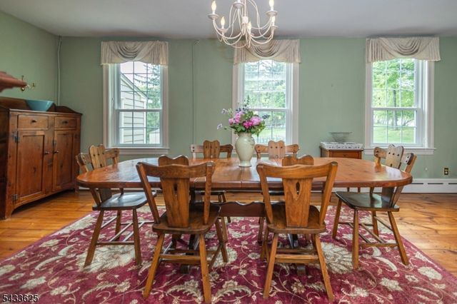 449 Stamets Rd, Holland Twp., NJ 08848