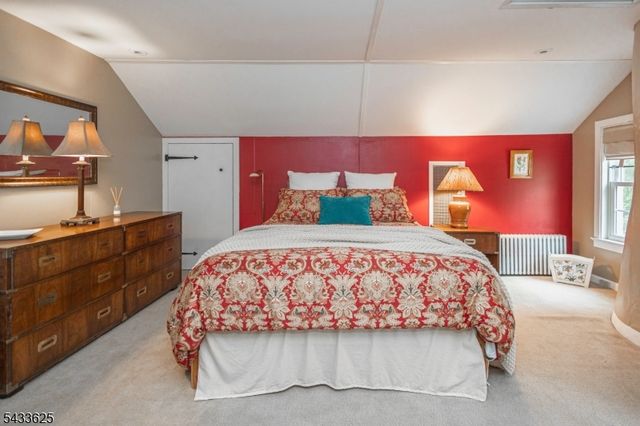 449 Stamets Rd, Holland Twp., NJ 08848