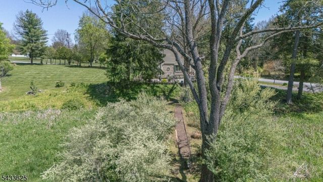 449 Stamets Rd, Holland Twp., NJ 08848
