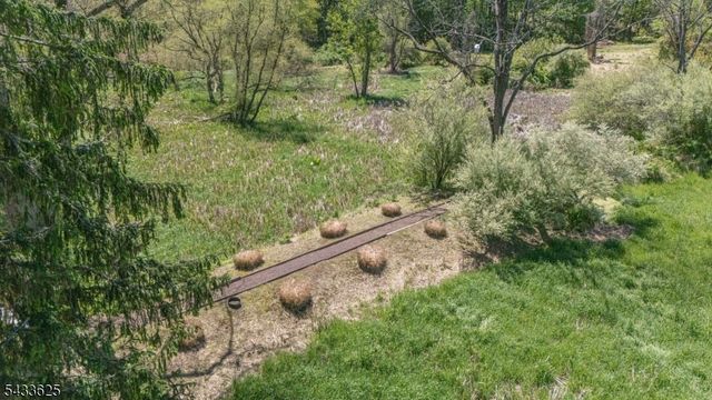 449 Stamets Rd, Holland Twp., NJ 08848
