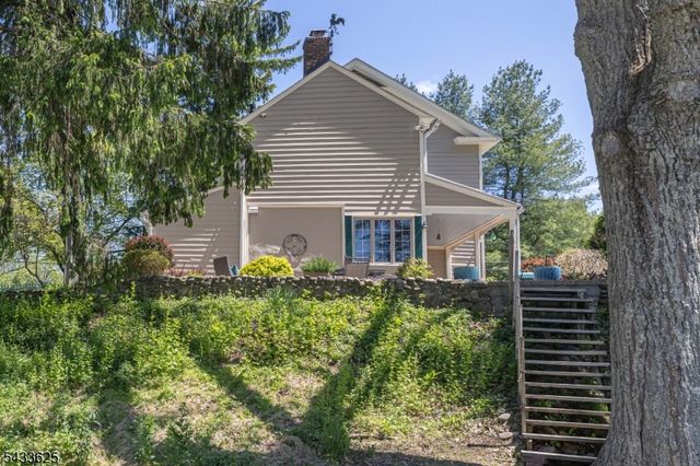 449 Stamets Rd, Holland Twp., NJ 08848