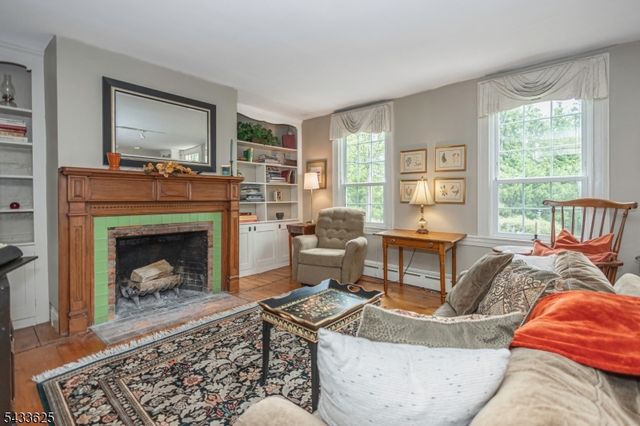 449 Stamets Rd, Holland Twp., NJ 08848