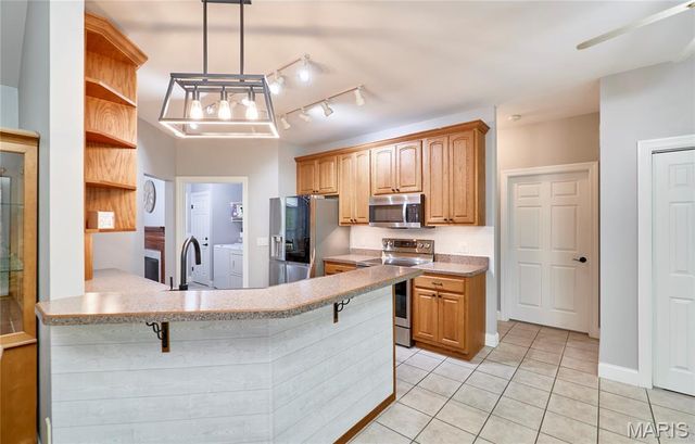 60 Lake Lawrence Lane, Troy, MO 63379