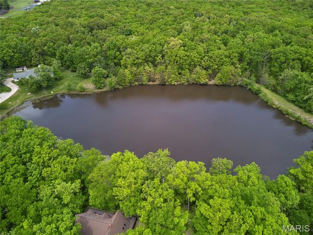 60 Lake Lawrence Lane, Troy, MO 63379