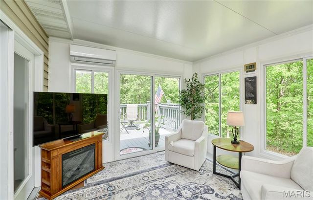 60 Lake Lawrence Lane, Troy, MO 63379