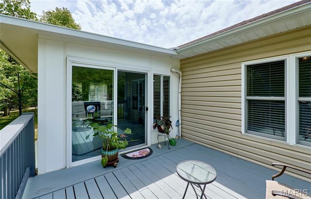 60 Lake Lawrence Lane, Troy, MO 63379