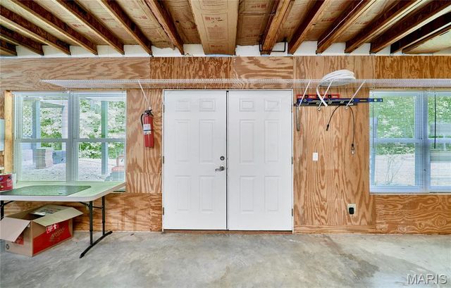 60 Lake Lawrence Lane, Troy, MO 63379