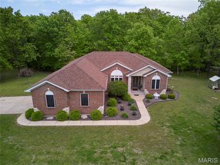 60 Lake Lawrence Lane, Troy, MO 63379