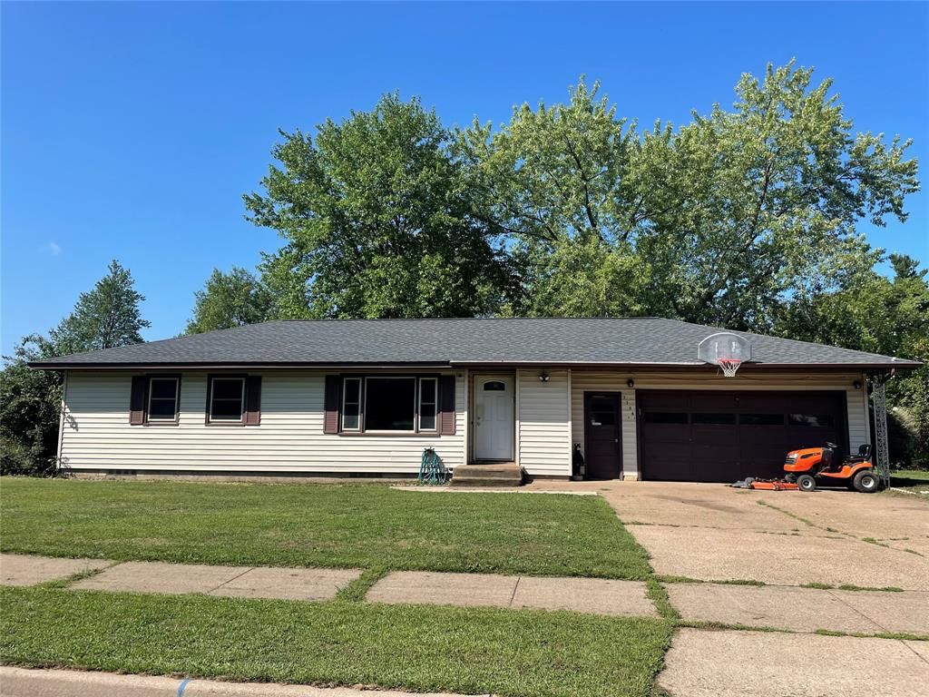 3336 Trimble Street, Eau Claire, WI 54701