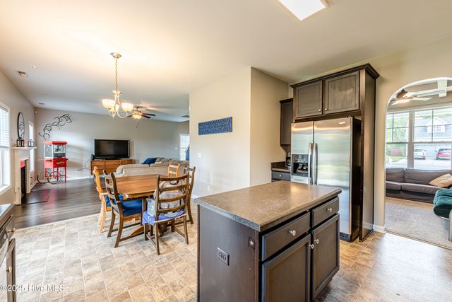 211 Merin Height Road, Jacksonville, NC 28546