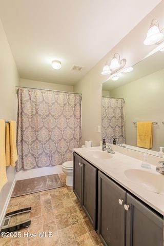 211 Merin Height Road, Jacksonville, NC 28546