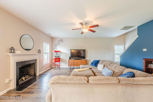 211 Merin Height Road, Jacksonville, NC 28546