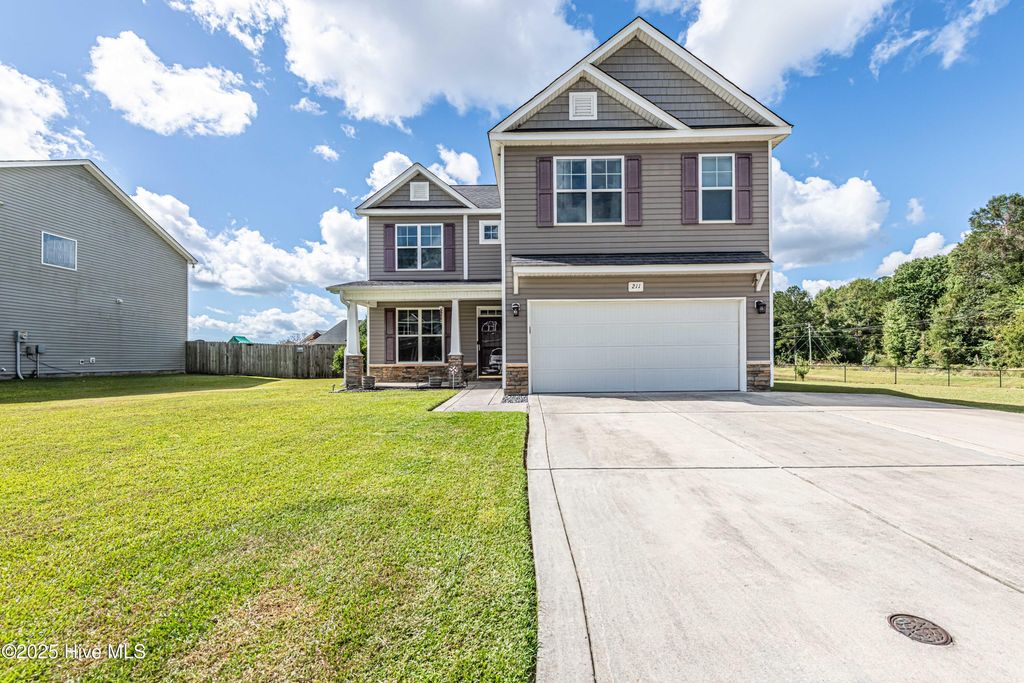 211 Merin Height Road, Jacksonville, NC 28546