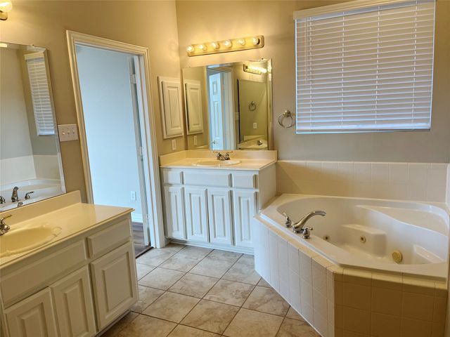 135 Whitney Drive, Hickory Creek, TX 75065