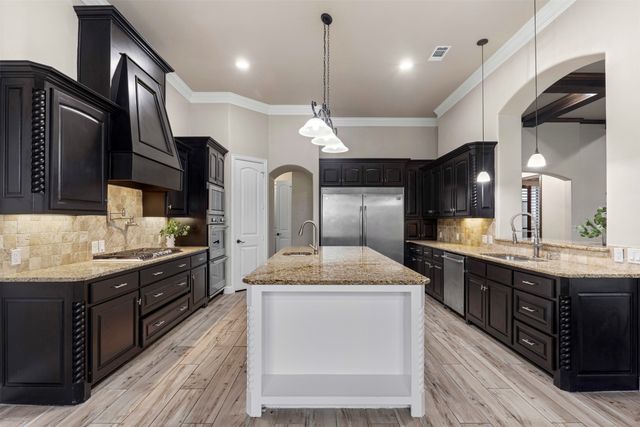 2135 Lake Estates Drive, Rockwall, TX 75032