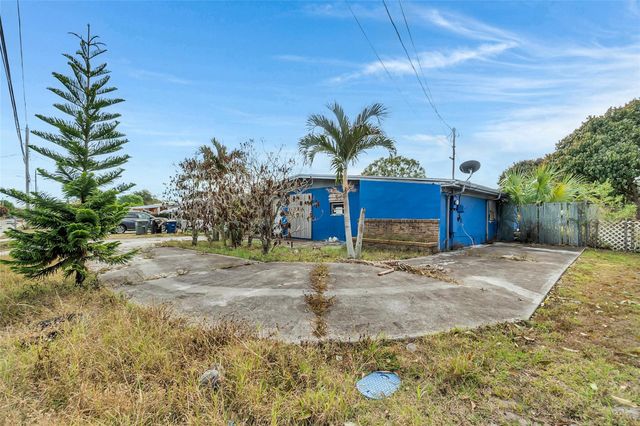 803 Palm Avenue, Fort Pierce, FL 34982