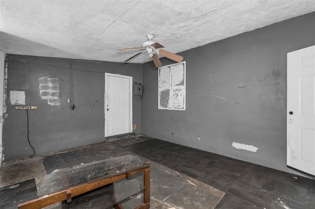 803 Palm Avenue, Fort Pierce, FL 34982