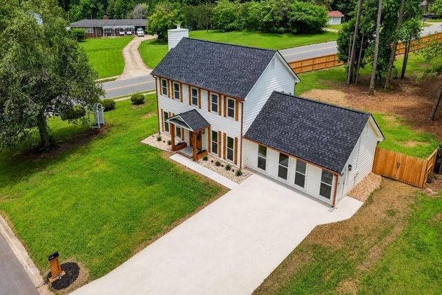 5001 Henson Drive SW, Mableton, GA 30126