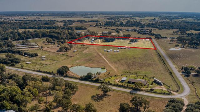 26039 Mitchell Road, Hempstead, TX 77445