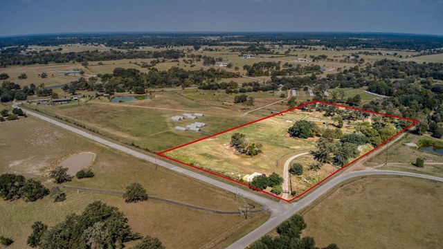 26039 Mitchell Road, Hempstead, TX 77445