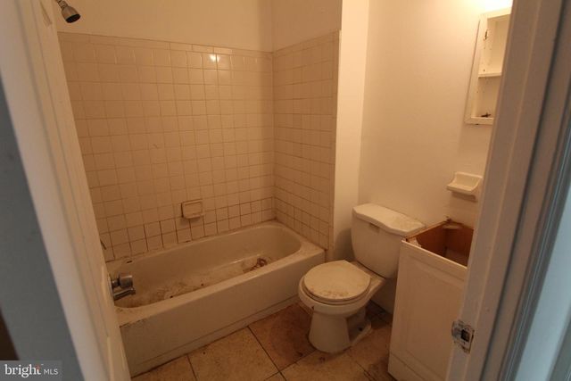 939 E 17TH ST, Wilmington, DE 19802