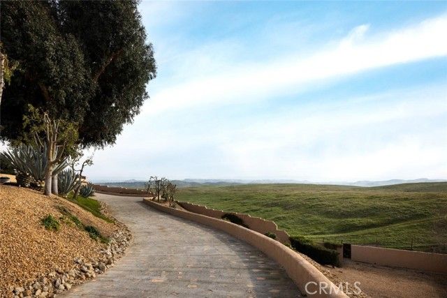 15516 N Friant Road, Friant, CA 93626