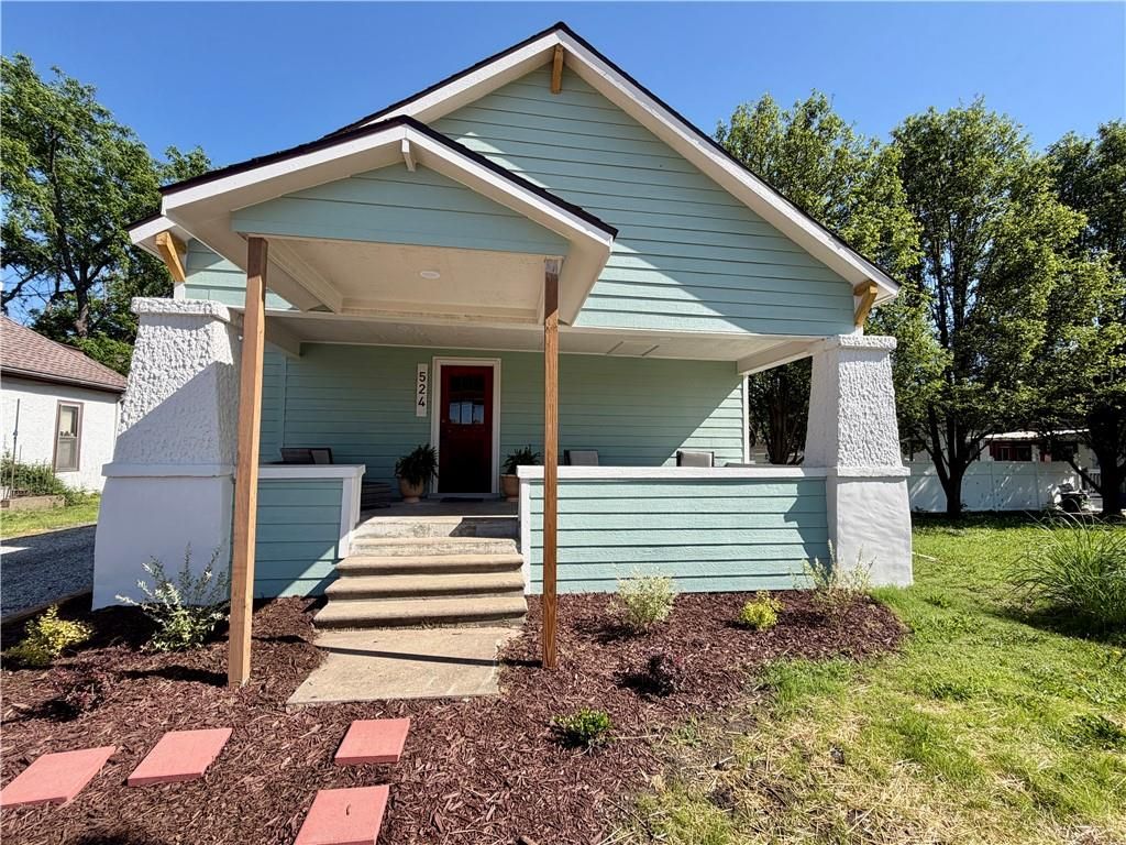 524 Parker Avenue, Osawatomie, KS 66064