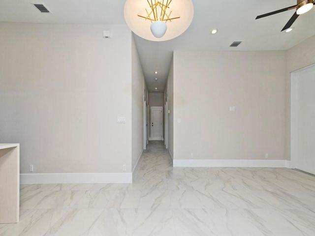 560 NW 12th Street, Fort Lauderdale, FL 33311