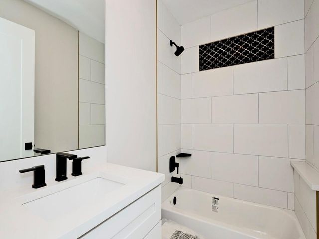 560 NW 12th Street, Fort Lauderdale, FL 33311