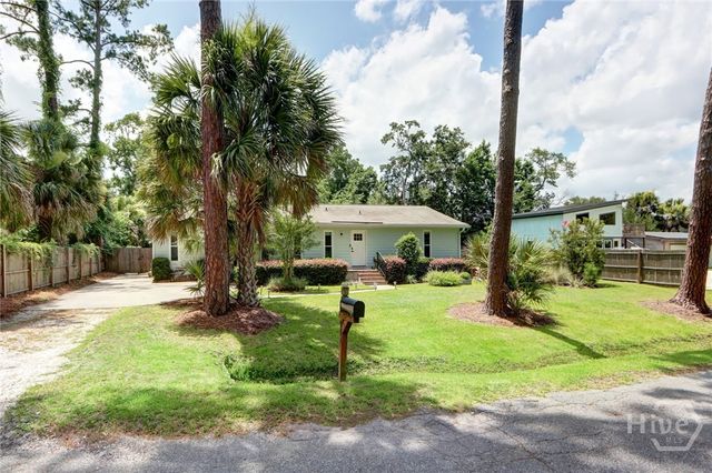 911 Juanita Street, Savannah, GA 31410