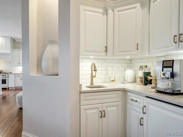 3025 Sunset Hills Boulevard S, Edwardsville, IL 62025