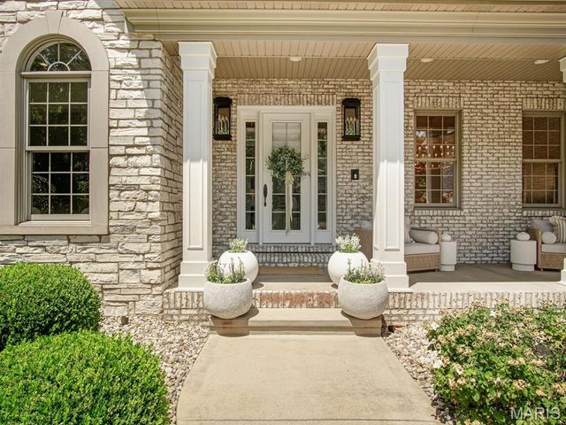 3025 Sunset Hills Boulevard S, Edwardsville, IL 62025