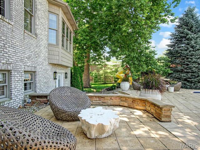 3025 Sunset Hills Boulevard S, Edwardsville, IL 62025