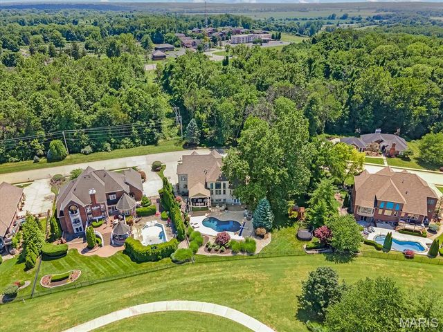 3025 Sunset Hills Boulevard S, Edwardsville, IL 62025