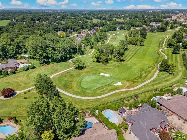 3025 Sunset Hills Boulevard S, Edwardsville, IL 62025