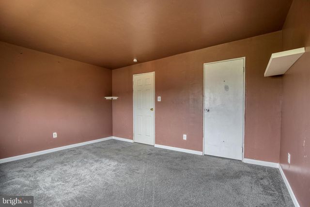 306 CENTRE AVE, Jeffersonville, PA 19403