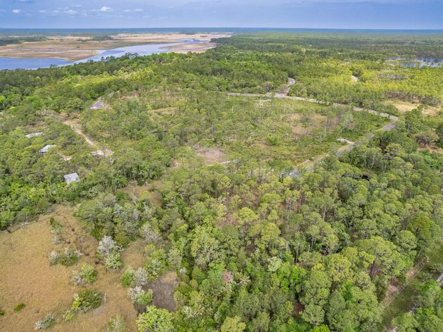 XX Striffler Street, Ochlockonee Bay, FL 32346