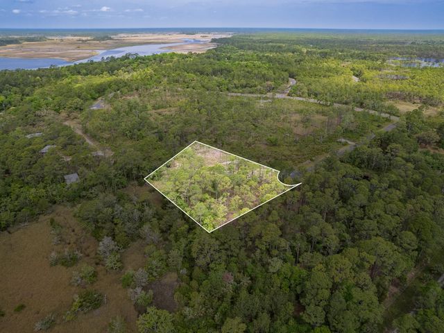 XX Striffler Street, Ochlockonee Bay, FL 32346