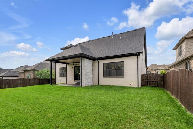 2624 Lucca Place, Lexington, KY 40509