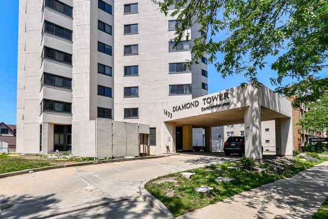 1633 N Prospect AVENUE #10C, Milwaukee, WI 53202