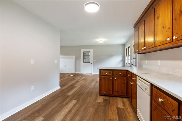 10324 Lamore Dr, Disputanta, VA 23842
