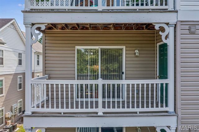 1125 Arbor Creek Drive 2A, Kirkwood, MO 63122