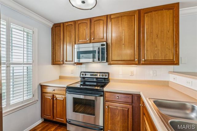 1125 Arbor Creek Drive 2A, Kirkwood, MO 63122
