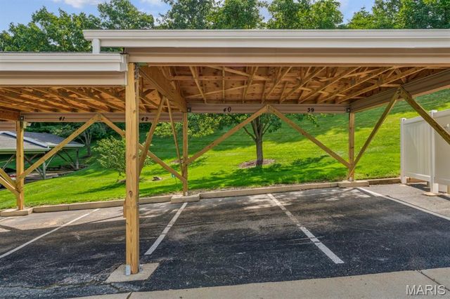 1125 Arbor Creek Drive 2A, Kirkwood, MO 63122