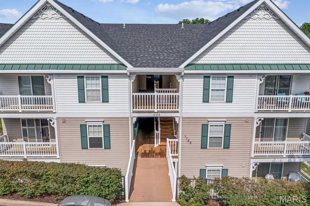1125 Arbor Creek Drive 2A, Kirkwood, MO 63122