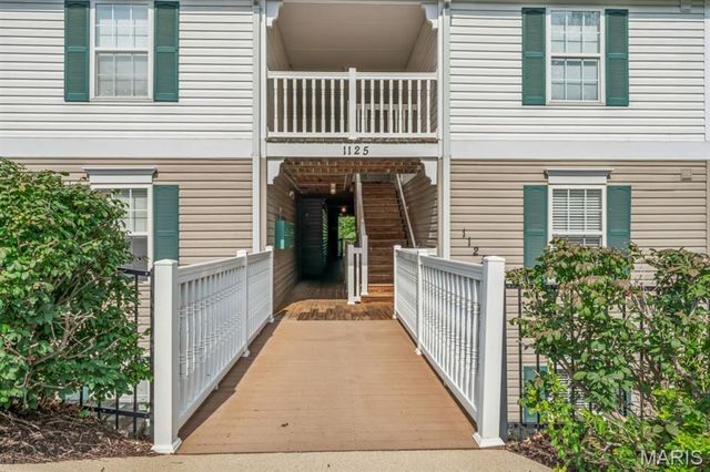 1125 Arbor Creek Drive 2A, Kirkwood, MO 63122